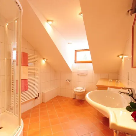 Haus Enzian Bed & Breakfast Sankt Anton am Arlberg Room photo
